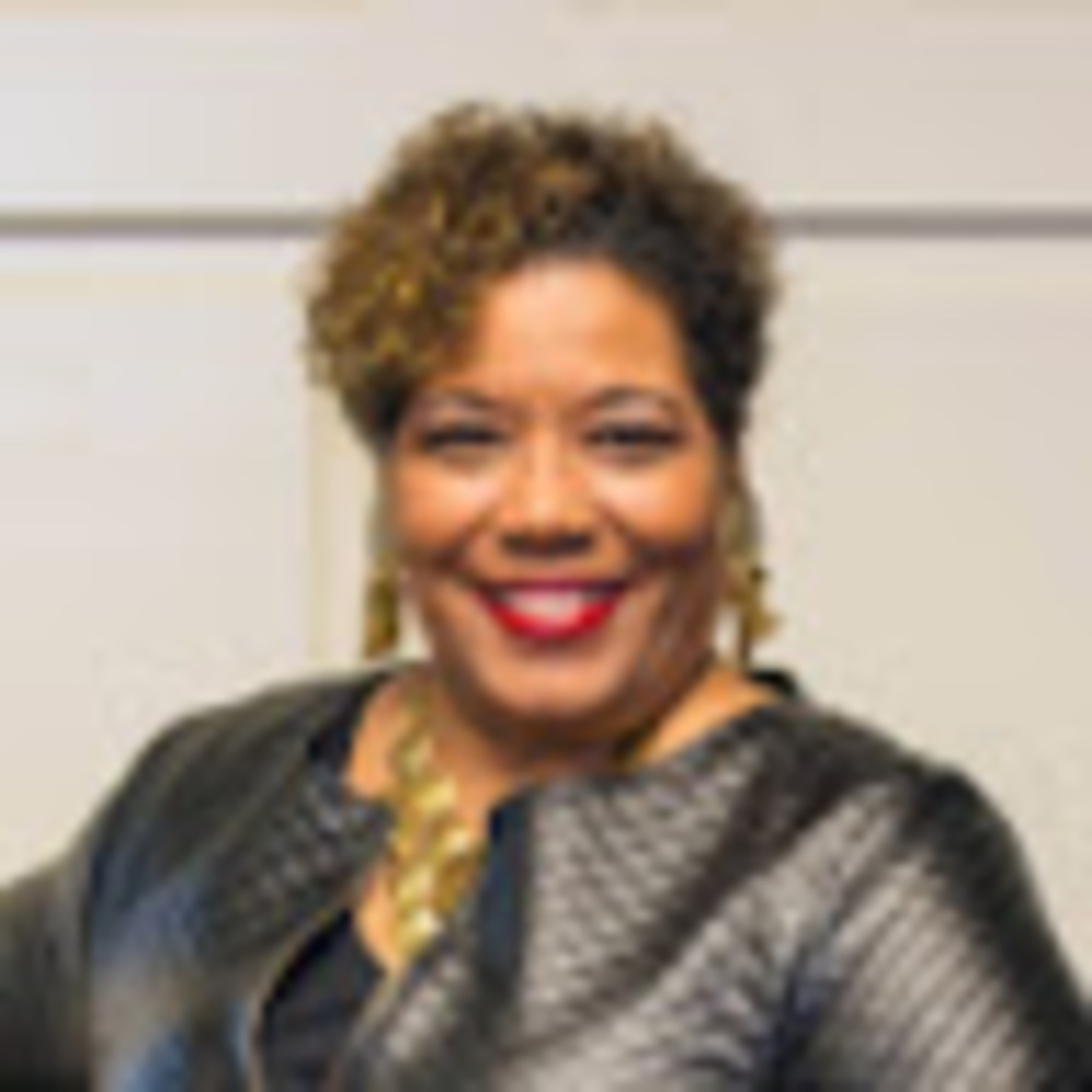 Meet your Posher, Mamie